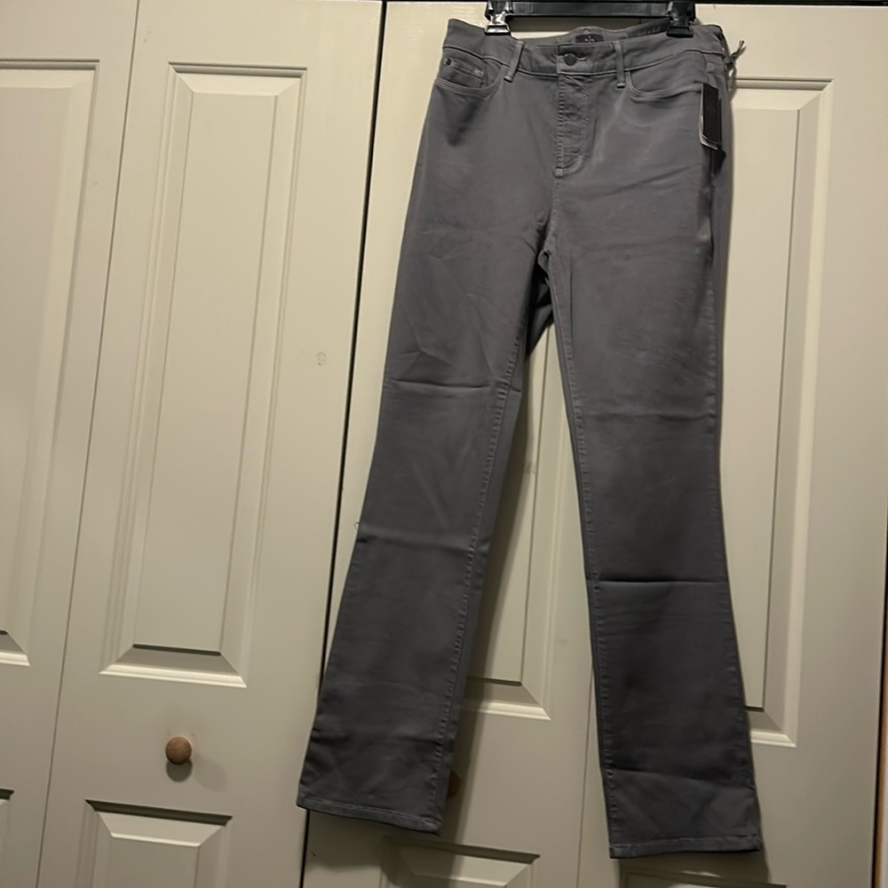 YNDJ STRAIGHT LUXURY  TOUCH DENIM MARILYN STRAIGHT   SIZE  14